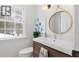 115 ROSLIN Avenue S - 19