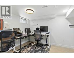 115 ROSLIN Avenue S - 24