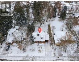 115 ROSLIN Avenue S - 3