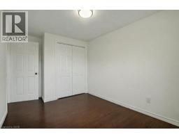 25 UPPER CANADA Drive UnitNo. 17 - 20