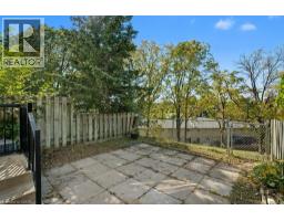 25 UPPER CANADA Drive UnitNo. 17 - 27