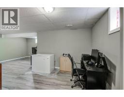 711 SOUTHWOOD Way - 21