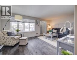 285 SANDOWNE Drive UnitNo. 1 - 11