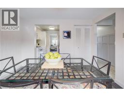 285 SANDOWNE Drive UnitNo. 1 - 18