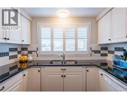 190 BROKEN OAK Crescent - 23