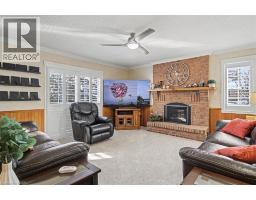 11 DANUBE Drive - 24