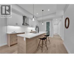 100 CLAYTON Street - 11