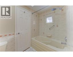 21 SANDCLIFFE Place - 35