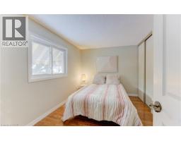 21 SANDCLIFFE Place - 40