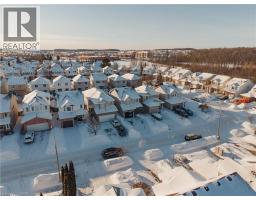 279 HIGHBROOK Crescent - 38