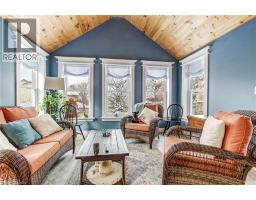 11 JOHN DAVIES Drive - 13