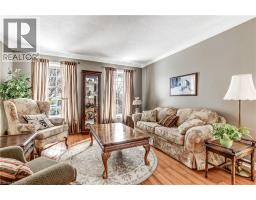 11 JOHN DAVIES Drive - 8