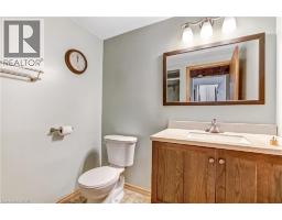 13 CHURCHILL Circle - 21