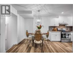 34 OAKHILL Drive UnitNo. 20B - 7