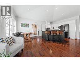 152 DEVONSHIRE Drive UnitNo. 18 - 20