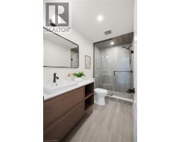 82 CHALMERS Street N - 40