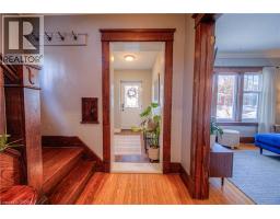 31 STIRLING Avenue N - 21