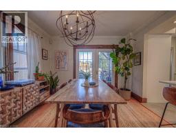 31 STIRLING Avenue N - 9