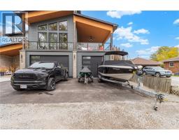 5 ARCHIBALD Drive - 2