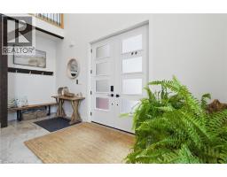 5 ARCHIBALD Drive - 4