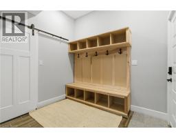 5 ARCHIBALD Drive - 8