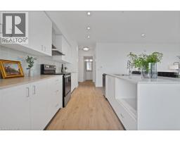 50 GRAND Avenue S UnitNo. 1702 - 5