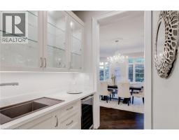 126 MCGREGOR Crescent - 16