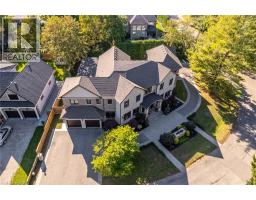 126 MCGREGOR Crescent - 2