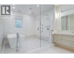 126 MCGREGOR Crescent - 27