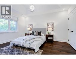 126 MCGREGOR Crescent - 32