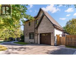 126 MCGREGOR Crescent - 4