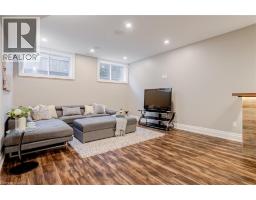 126 MCGREGOR Crescent - 42