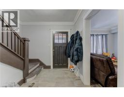 61 WATERLOO Street - 4