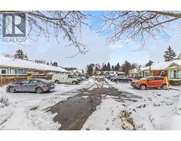 175 FIDDLERS GREEN Road UnitNo. 9 - 30