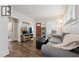 262 MADISON Avenue S - 3