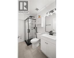 279 CHANDLER Drive UnitNo. 203 - 18