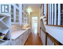 211 TOLLGATE Drive - 14