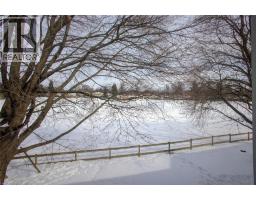 65 GLAMIS Road UnitNo. 65 - 2