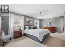 60 MCTAGUE Drive - 23