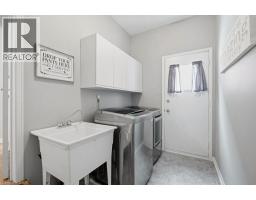 60 MCTAGUE Drive - 31