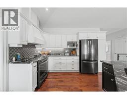 152 DEVONSHIRE Drive UnitNo. 18 - 19