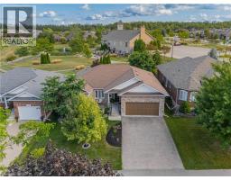 152 DEVONSHIRE Drive UnitNo. 18 - 2