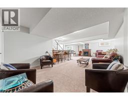 152 DEVONSHIRE Drive UnitNo. 18 - 36