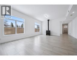 149 WOOLWICH Street - 7