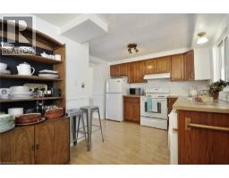 41 MOFFATT Drive - 10