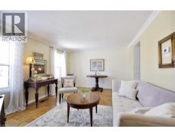 41 MOFFATT Drive - 5