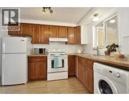 41 MOFFATT Drive - 9