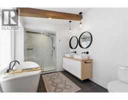 88 OLD FOREST Crescent - 21