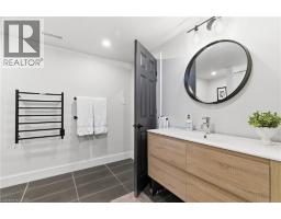 88 OLD FOREST Crescent - 33