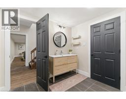 88 OLD FOREST Crescent - 35